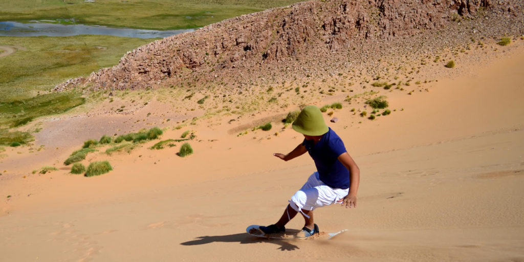 Huancar Sandboarding en el Huancar de Abra Pampa | RunaTour: Excursiones en la ...